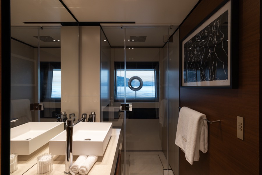Ensuite bathroom