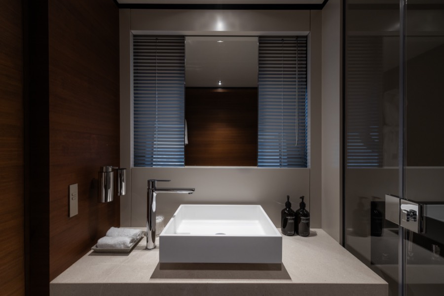 Ensuite detail